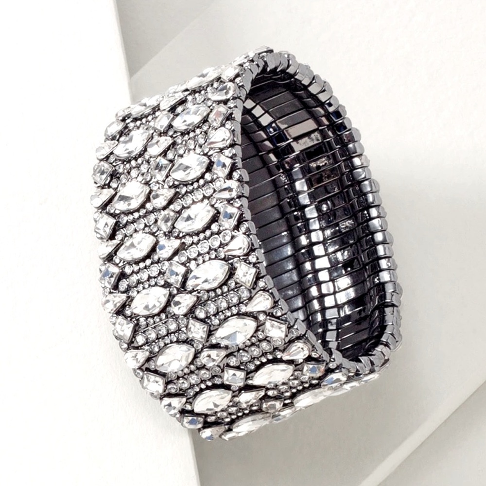 WHBM CRYSTAL STRETCH BRACELET